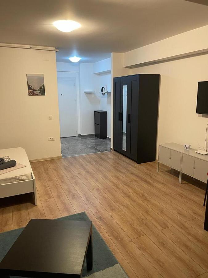 Tranzzit Airport Apartament I Otopeni Kültér fotó