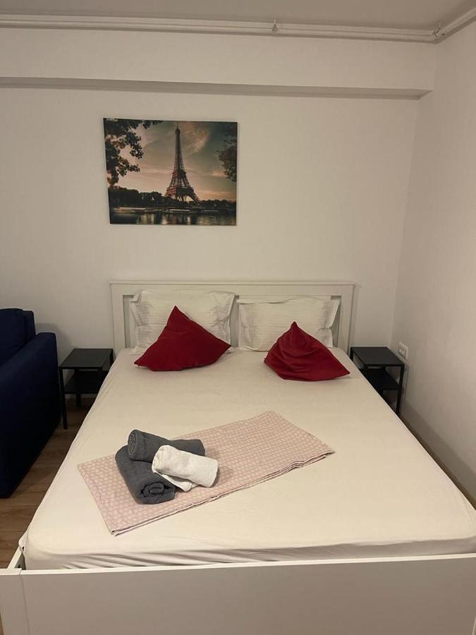 Tranzzit Airport Apartament I Otopeni Kültér fotó