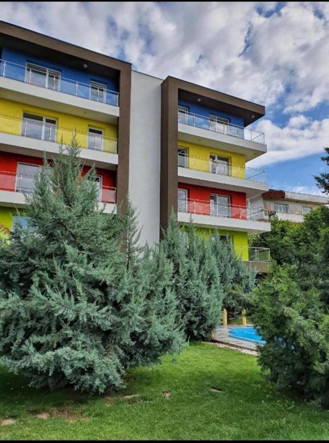 Tranzzit Airport Apartament I Otopeni Kültér fotó